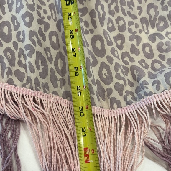 Zleurope Leopard Print Fringe Coverup - Picture 7 of 8